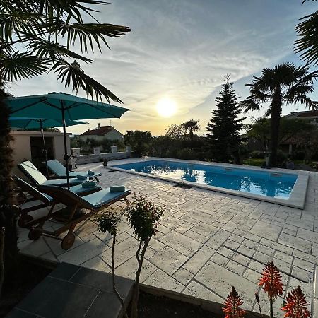 Holiday House Serenity Malinska Esterno foto