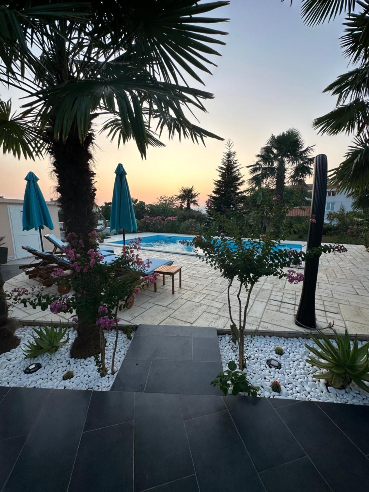 Holiday House Serenity Malinska Esterno foto