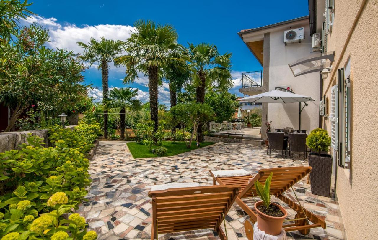 Holiday House Serenity Malinska Esterno foto
