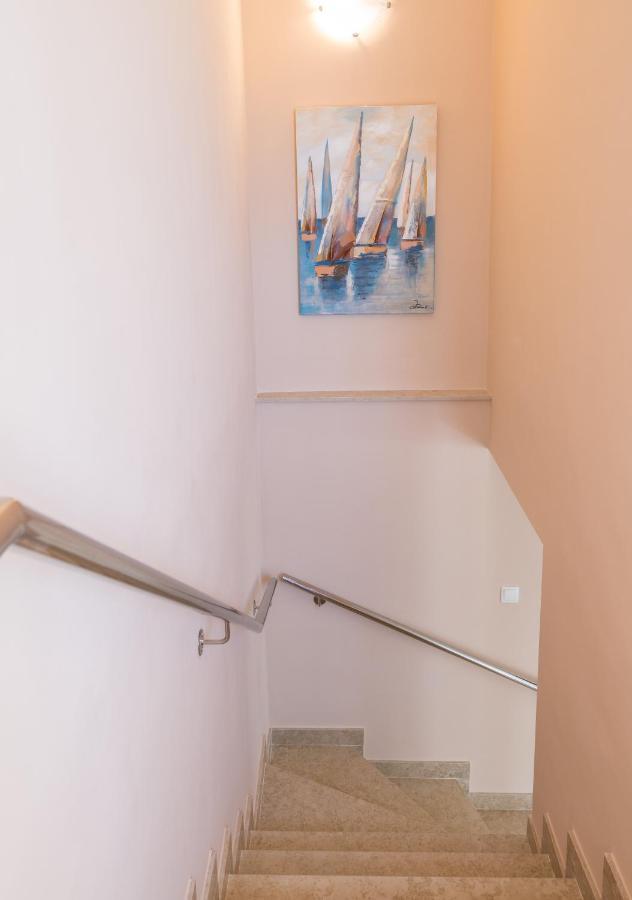 Holiday House Serenity Malinska Esterno foto