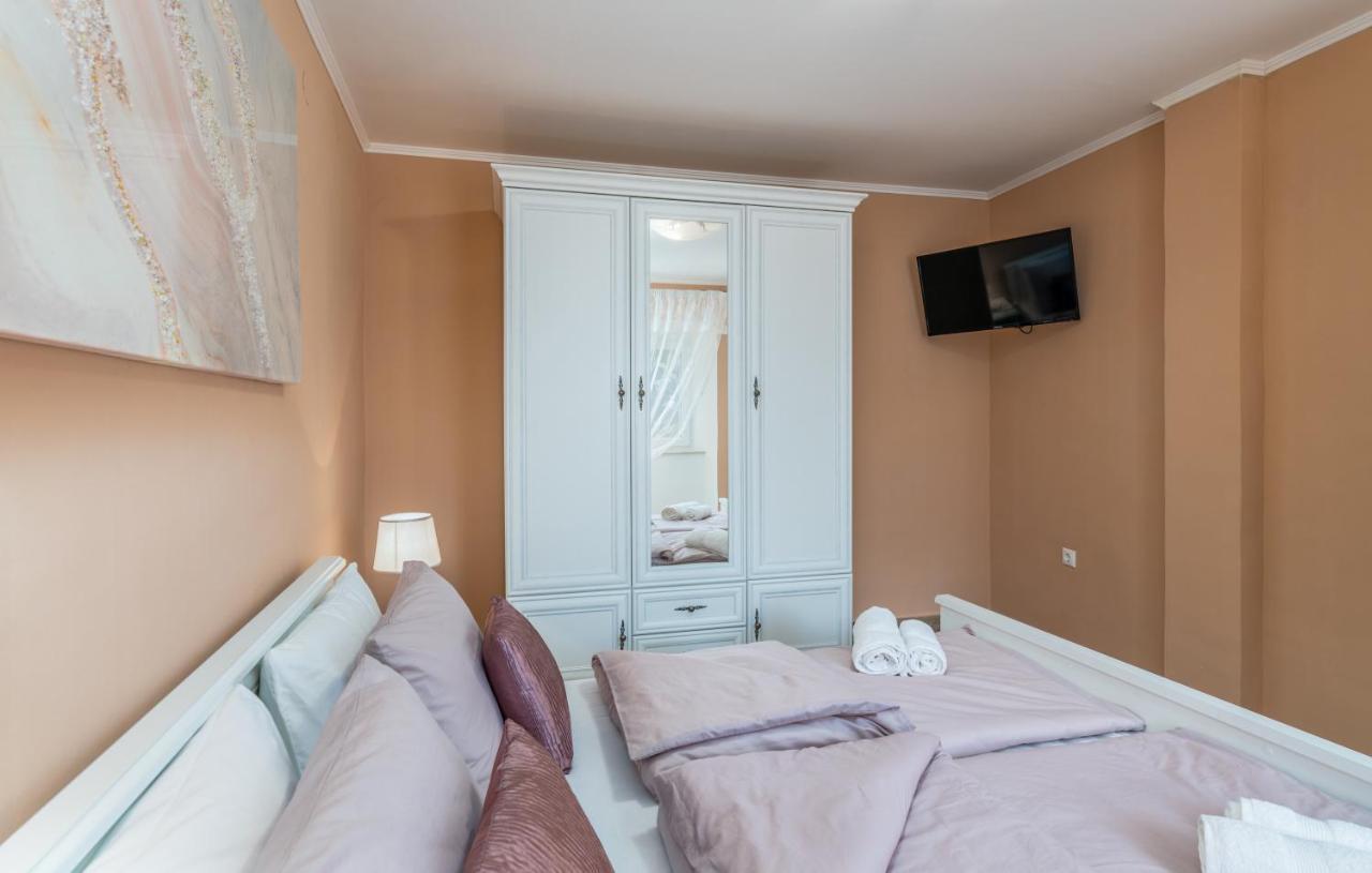 Holiday House Serenity Malinska Esterno foto
