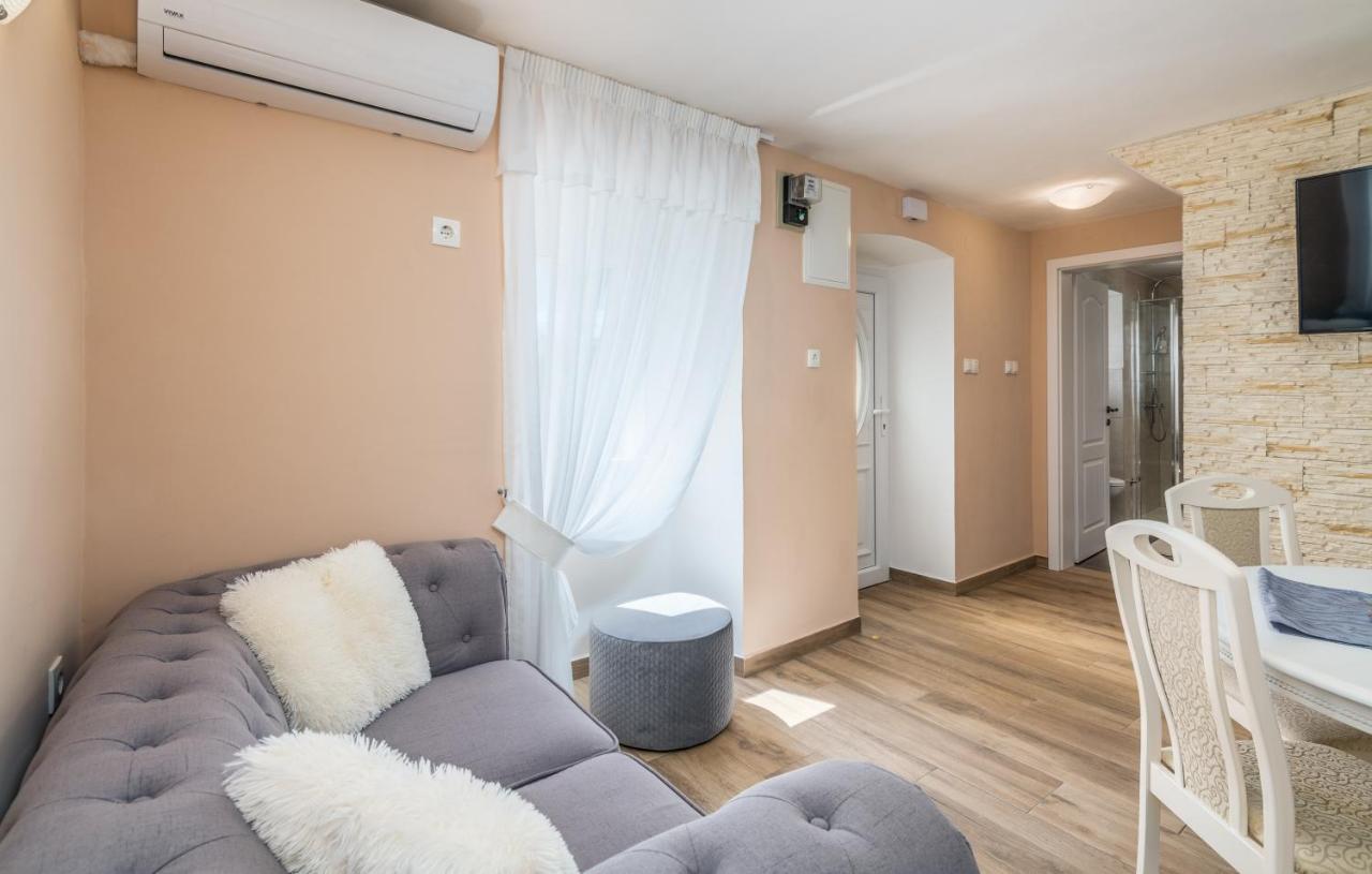Holiday House Serenity Malinska Esterno foto